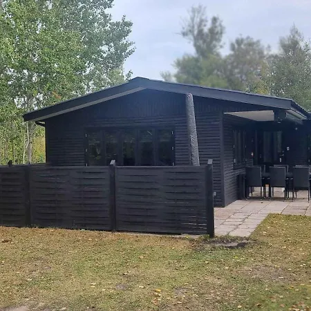 Charming Summer House At The Of Denmark סקאגן